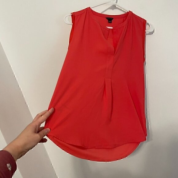 ANN TAYLOR Matte Jersey Shell Coral Split Neck Mixed Media Sleeveless Tank Top S - Picture 7 of 14